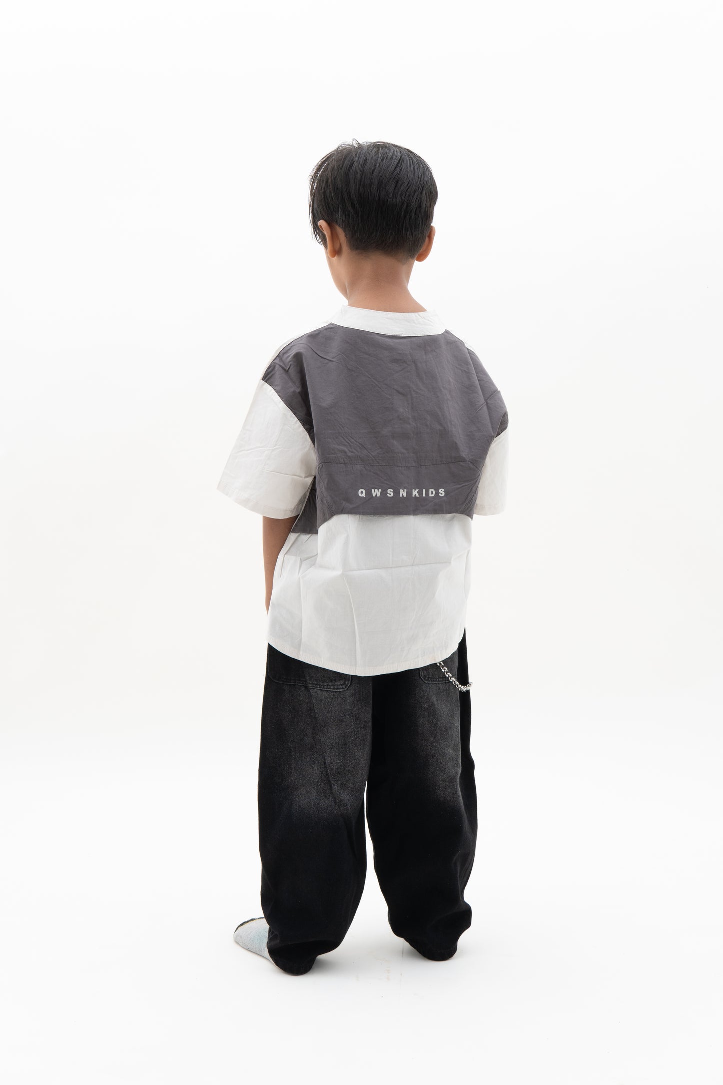 Oversized Kids Unisex Shirt – Grey and White Short Sleeve Casual Streetwear 