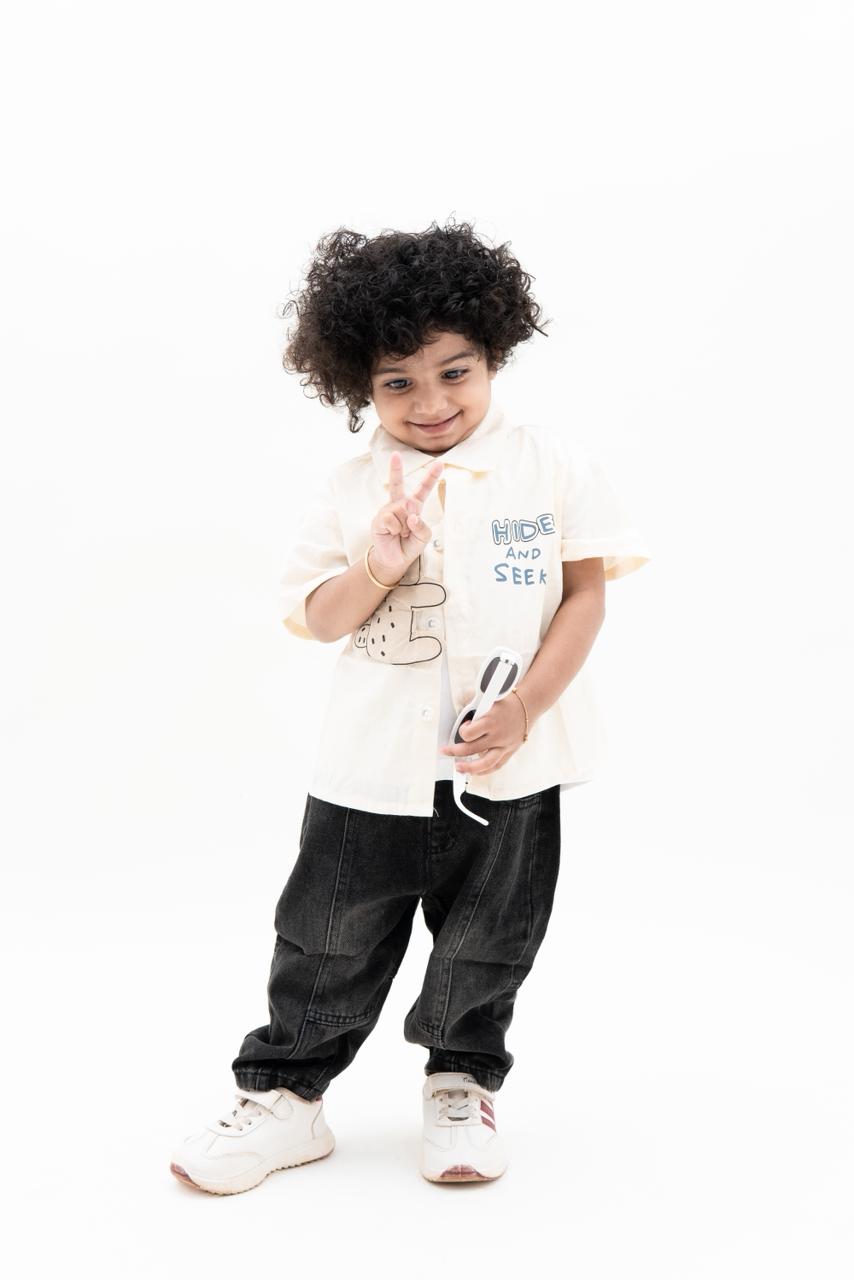 Kids Unisex Bear Print Shirt – Cute ‘Hide and Seek’ Button-Up Top with Cartoon Design by MELLOQ”