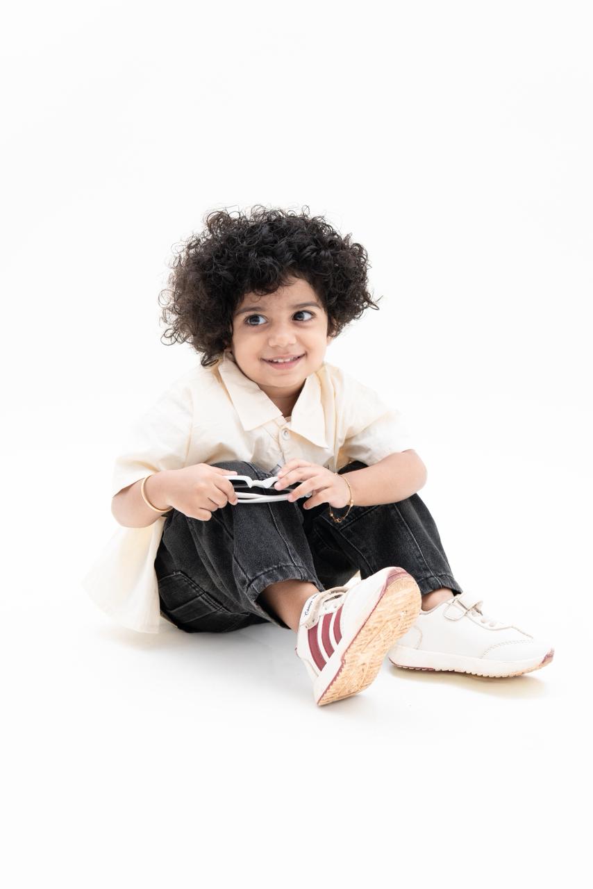 Kids Unisex Bear Print Shirt – Cute ‘Hide and Seek’ Button-Up Top with Cartoon Design by MELLOQ”