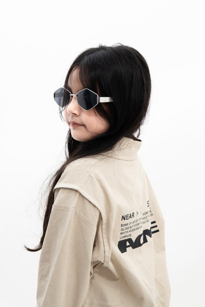 Kids Unisex Beige Utility Pocket Shirt – Long Sleeve Button-Up Casual Outfit